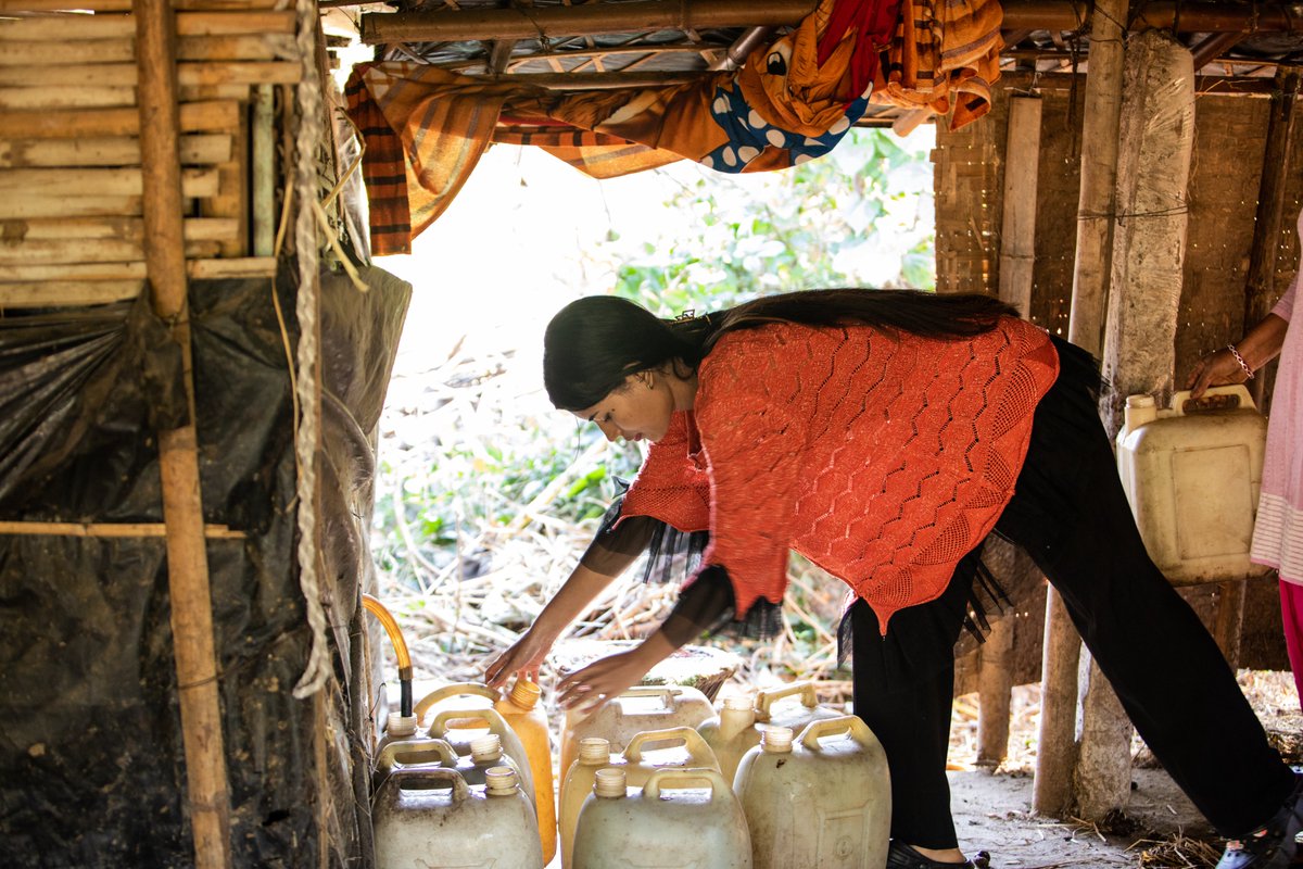 ILO_Nepal's tweet photo. Domestic work is real work.
The future of care starts at home. As populations age and care needs grow, domestic workers, including migrant domestic workers are becoming even more essential.
Decent care requires #DecentWork for domestic workers. #RatifyC189 https://t.co/6uKtEU1cH6