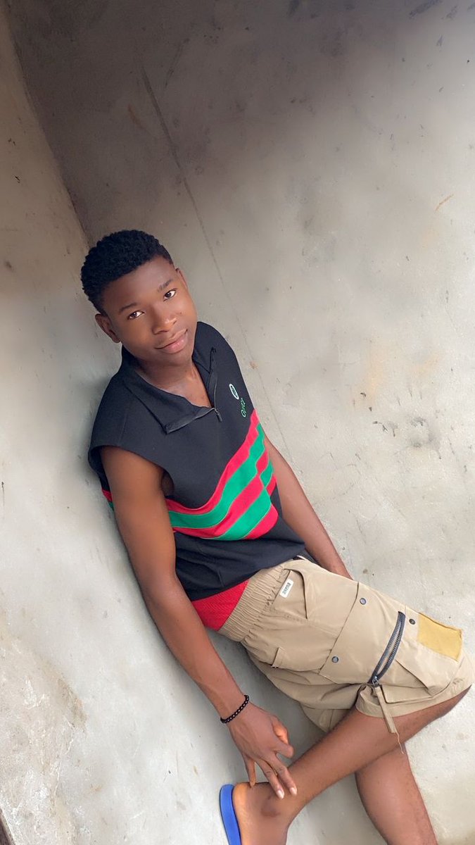 tochukeu17's tweet photo. How did you see 🙈 me 🤔🏖️ https://t.co/t2WqwWBhAY