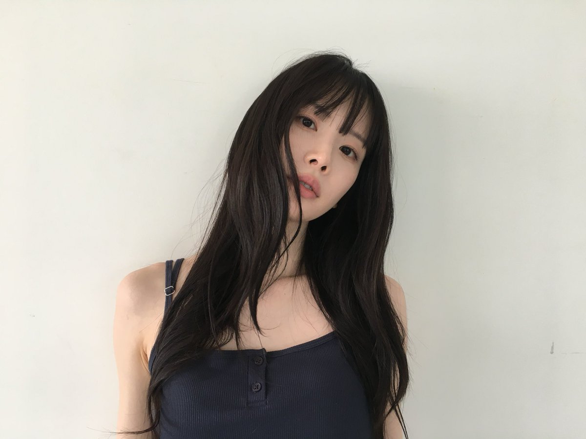 LizzieZ199495's tweet photo. 260618 seola_s

 #설아 #김현정 #SEOLA https://t.co/TPPLptGpNV