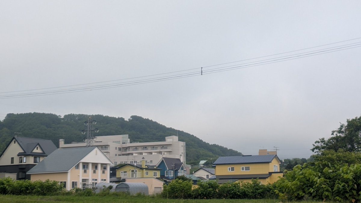 3rdTohron's tweet photo. 今日の有珠山 … は見えない https://t.co/WxBftwORDl