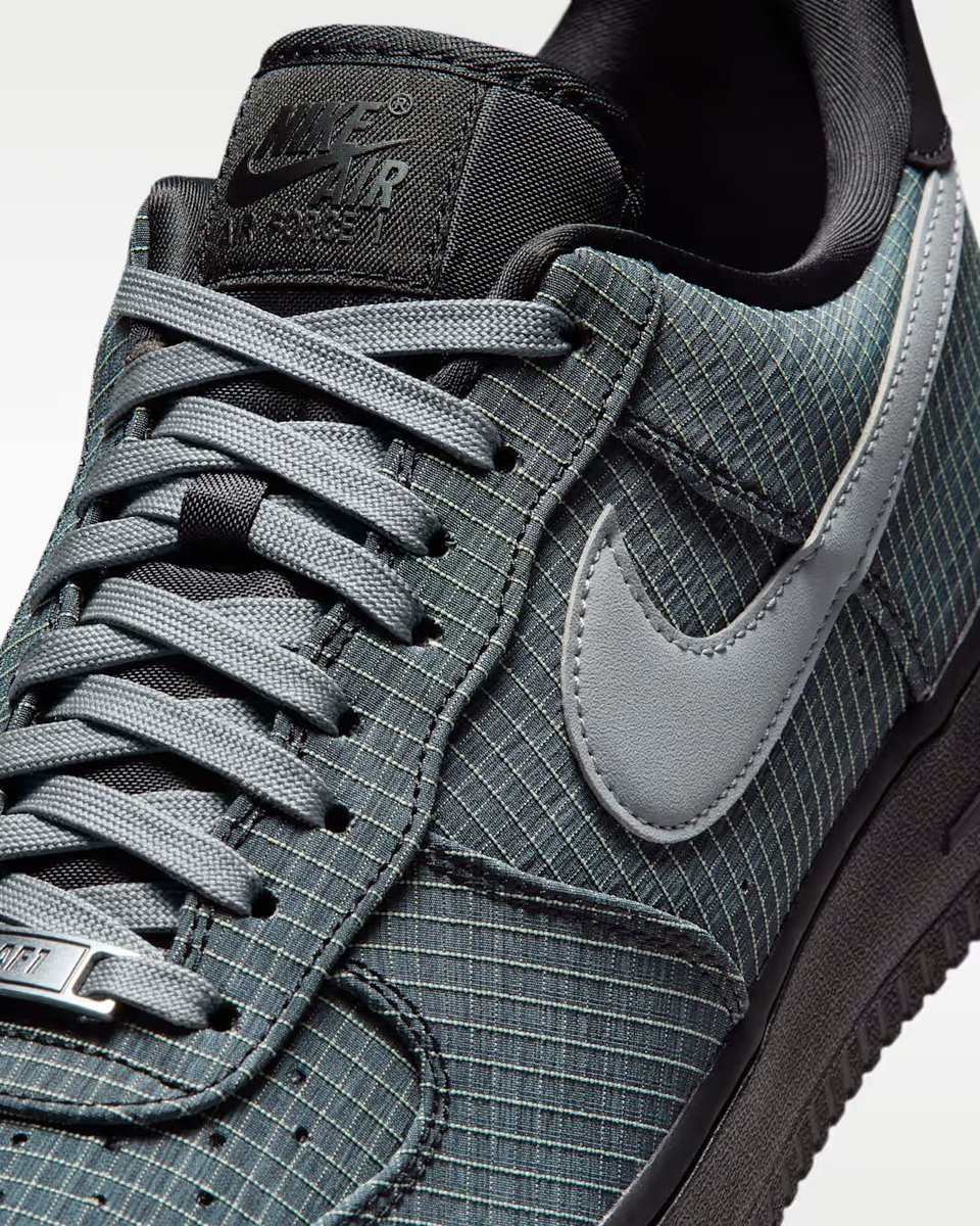 sneakeragenda's tweet photo. 🚨 GEDROPT 🚨
Een AF1 met Vibram make-over is vandaag uitgekomen.
🔗 https://t.co/PhkIvpGvaS
#vibram #nike #kotd #snkrs https://t.co/baIBciIRGr