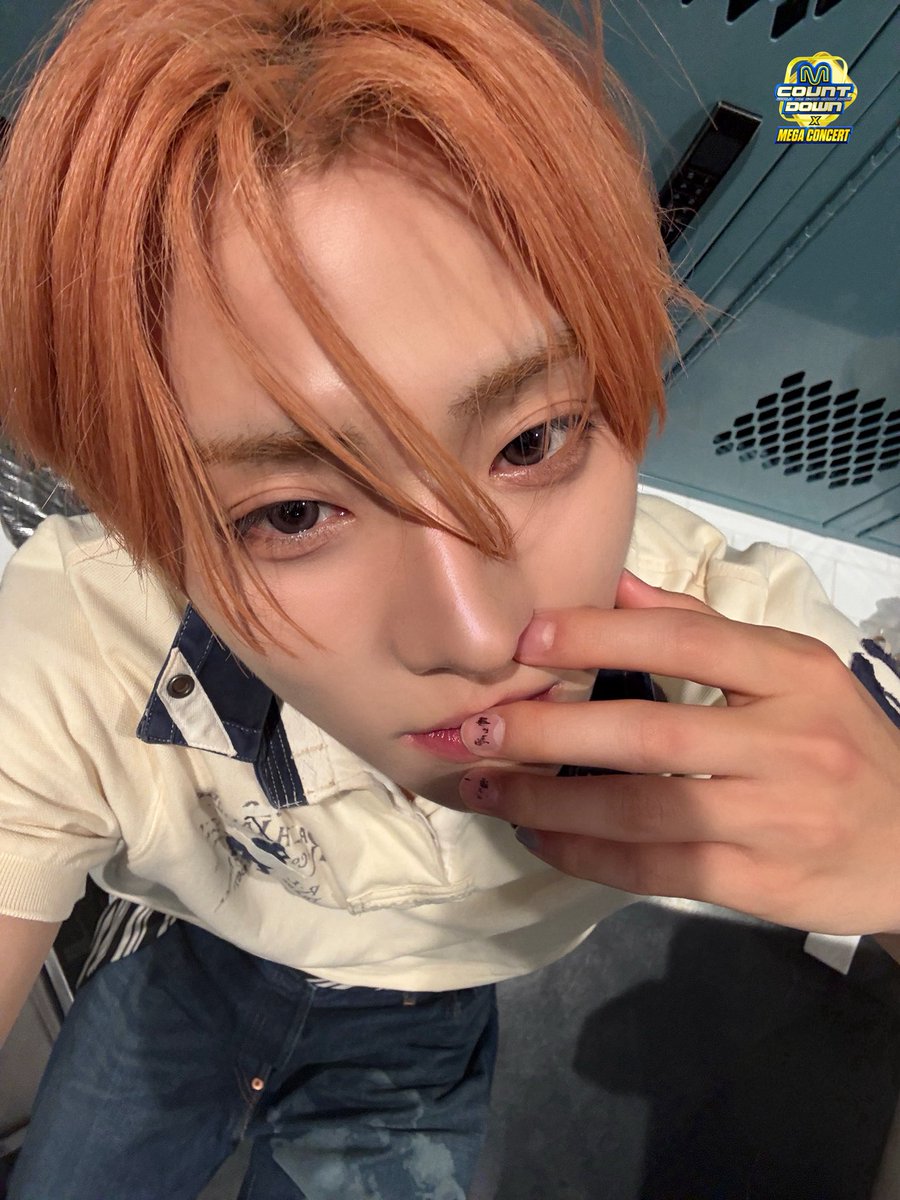 eclairswon's tweet photo. his prettyyy eyessssss aaaaghhh https://t.co/ryDjrLwRSA