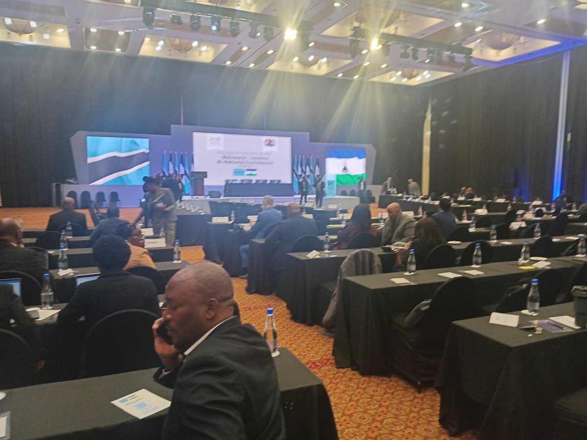 ThatoPiet3's tweet photo. Witnessing history in the making at the inaugural session of the Botswana–Lesotho Bi-National Commission, where strategic Memoranda of Understanding will strengthen cooperation in energy, water, youth empowerment, agriculture, defence, and security. https://t.co/ftRcSDJC3B