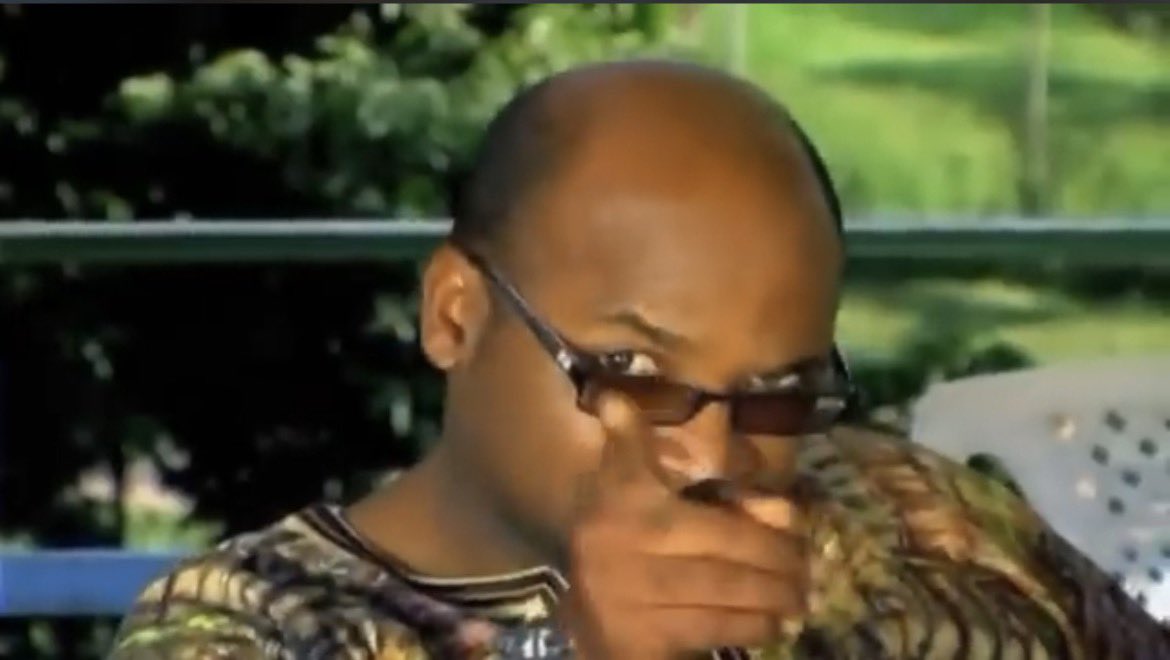 SimonSharpMusic's tweet photo. But Pastor Ssempa, how did you end up in this Abatesi video? https://t.co/byvvKWrvJ3
