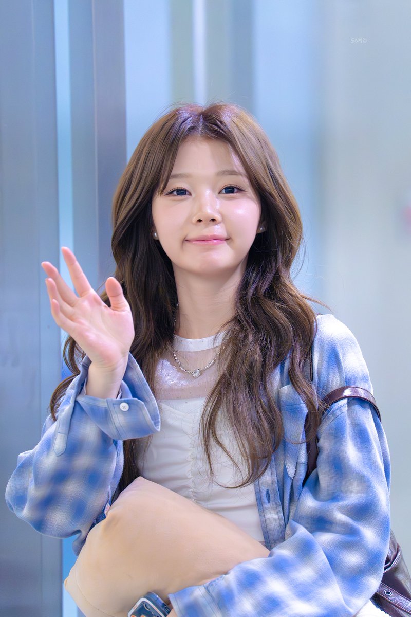 dory_1209_'s tweet photo. 260614 도리

청순도도

#세이마이네임 #도희 
#Dohee #Saymyname https://t.co/UI2SnQLu4c