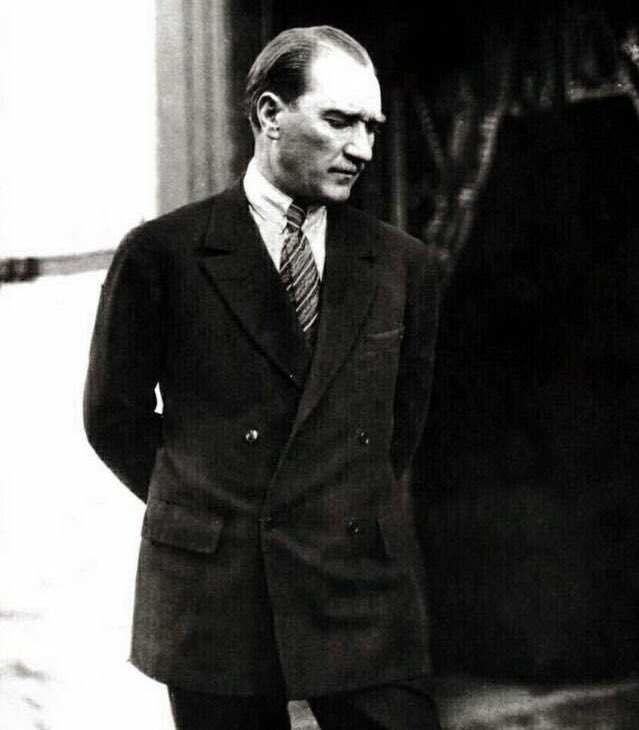 Militer Enstitü tweet media