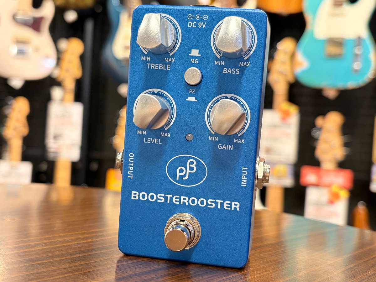 BigBossNagoya's tweet photo. Phil Jones Bassの新商品『PE-2 Boosterooster』
ベース本来のキャラクターを活かしながら、ブースト＆補正できるプリアンプ/ブースター！
PZ/MG切替スイッチを備えているので、ピエゾ系ピックアップにも対応します👍

デジマートに掲載中↓
https://t.co/ZQqUwWSdjN

#PJB #楽器店 #名古屋 https://t.co/KjGZtVRLuI
