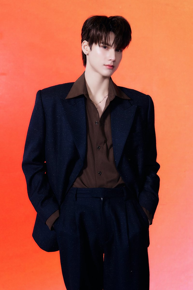 DomundiTV's tweet photo. DMD LINE UP 2026 “𝗧𝗛𝗘 𝗥𝗜𝗦𝗘       𝗖𝗢𝗡𝗧𝗜𝗡𝗨𝗘𝗦” 🌅💛 

NICK

X : @nick_abv
IG : nick_abv

DMD THE RISE CONTINUES 
#DMDLINEUP2026 https://t.co/Fm1SZcv5ql