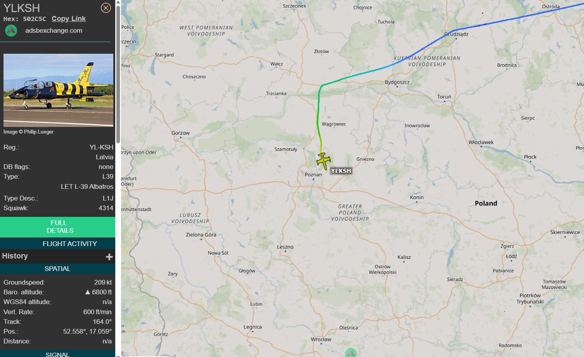 PolishMilRadar's tweet photo. 📅 18.06 🕒 11:50LT - 🇱🇻✈️ Baltic Bees Jet Team w drodze do Poznania 🇵🇱
Do Poznania #EPPO 🇵🇱 zmierza zespół akrobacyjny Baltic Bees 🇱🇻, latający na samolotach ✈️ Aero L-39C Albatros, który wystąpi na pokazach lotniczych Antidotum Airshow Leszno.
Na radarze jest widoczny ✈️ #YLKSH "YL-KSH".
🔗 https://t.co/Ia2NJSROfN
#POLMILRADAR
