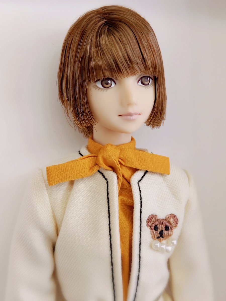 alchemiclabo's tweet photo. 【6/21大阪・ドルミス62】 

こちらは錬金術工房で開封し付属品や関節のチェック等を行ったため“未開封”ではありません。
また、ブースではジーネ・マーマ齋藤様の著書「1/6ドールのアウトフィット」も販売し、ユノラ本体と同時購入頂いた方にはOP手をプレゼントいたします。

https://t.co/XVEqzDPsjJ https://t.co/5uqG8N4f0g
