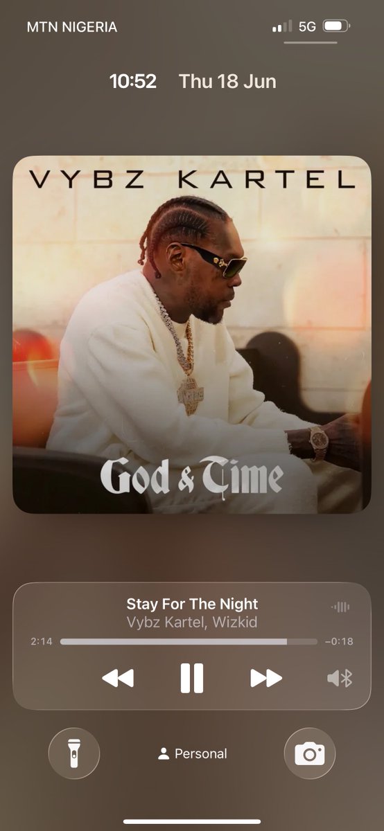 molodavinci's tweet photo. this song is extremely fire wow https://t.co/5dTLX21Z12