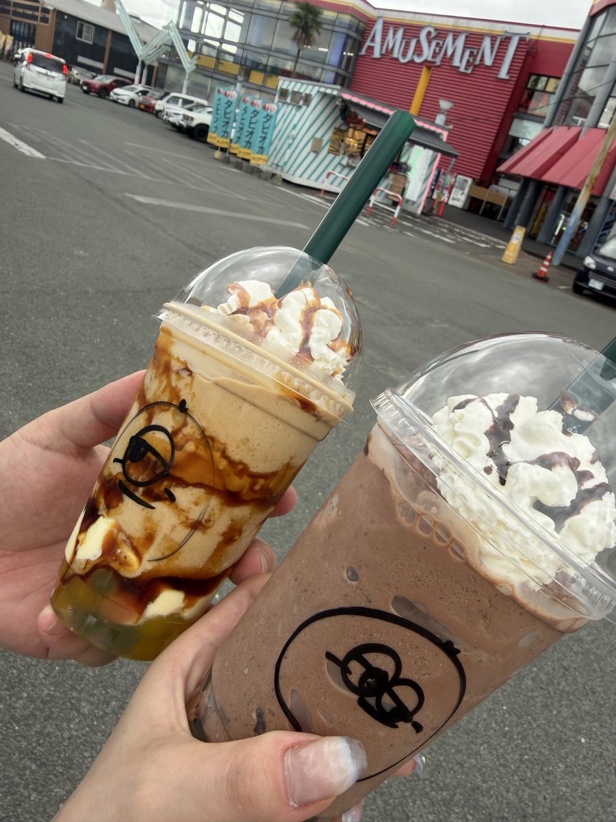 chan____riiiiii's tweet photo. 3連休満喫した〜🙌
食欲が炸裂してずーっと食べてたい🙌
とくに甘いもん🙌 https://t.co/DFnwkSUfHu