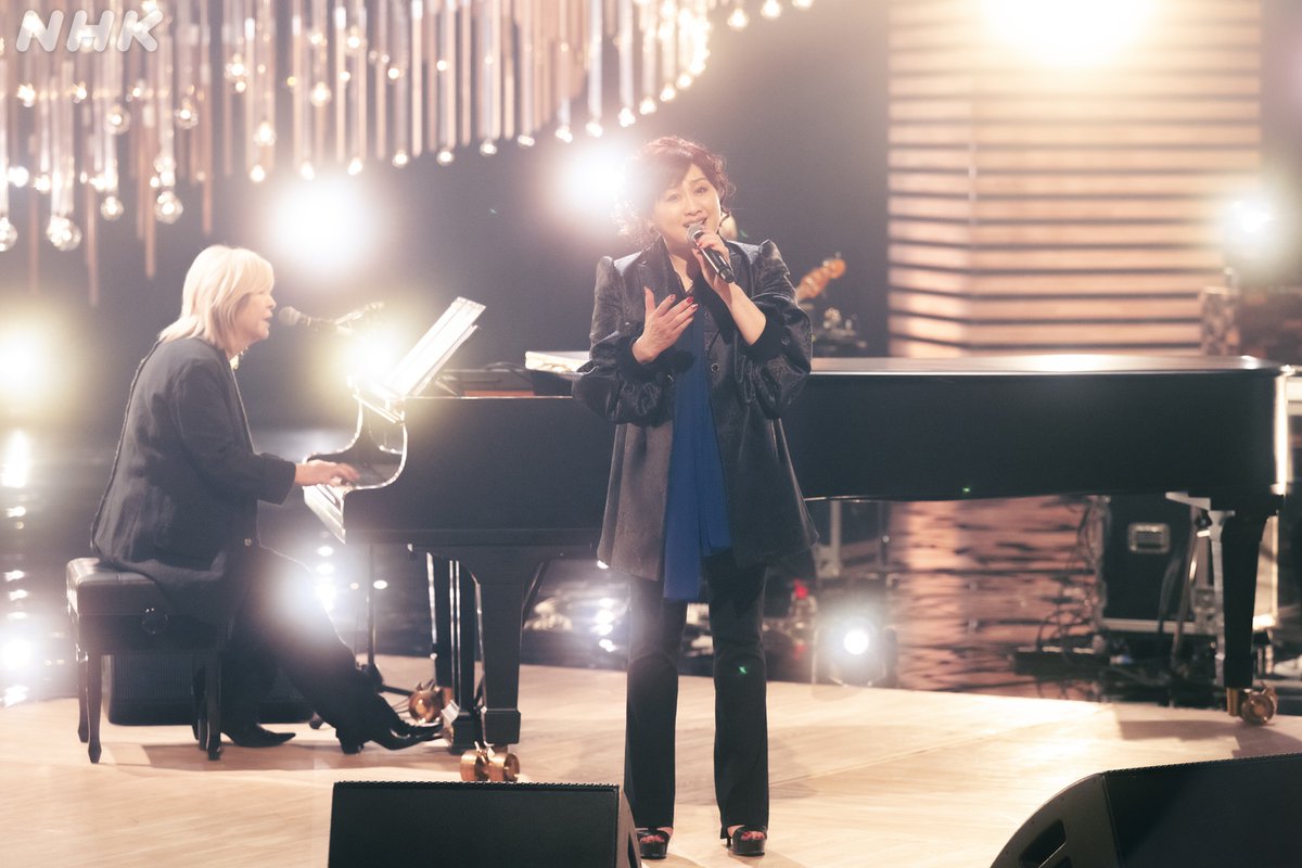 nhk_songs's tweet photo. 【きょう22:00～ #SONGS📺】
 
◤　 #渡辺美里
本日のセットリスト◢
 
作曲者 #小室哲哉 と共演
🎹My Revolution
 
西武スタジアムライブのために作られた
👘サマータイムブルース
 
歌手を志して10年の節目に作った
🌇10years

🔗同時・見逃し配信はこちら
https://t.co/8hCVXtb6bc https://t.co/s7gY3MwShF