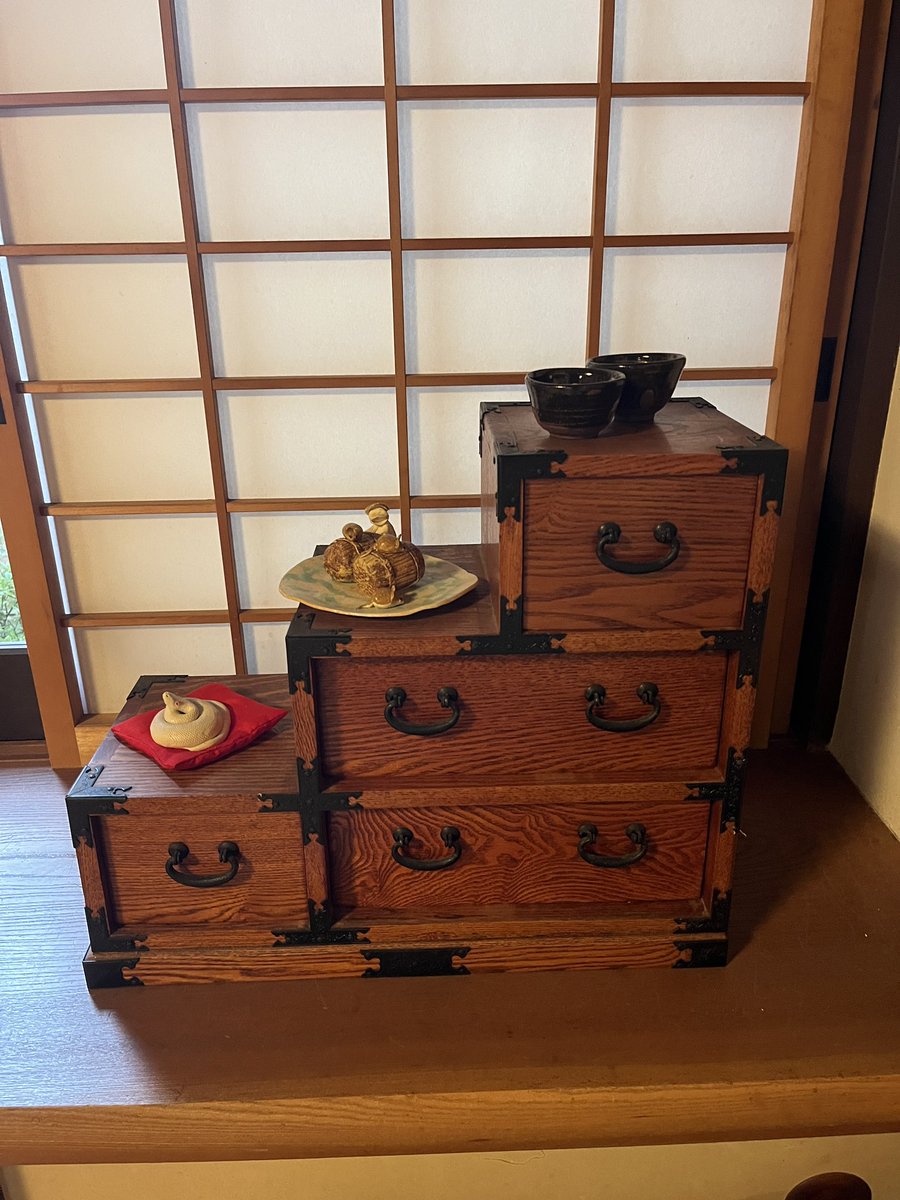 Katarai_nara's tweet photo. ＼オープンまであと2日！／
6月20日(土)、奈良・多武峰に週末限定の古民家カフェがオープンします！

最高のワインディングを楽しんだ後は、写真の落ち着いた室内空間でホッと一息つきませんか？ライダーが自然と集まり、語らえる場所をご用意してお待ちしております。

#明日香村カフェ https://t.co/rpVwNu7mWh