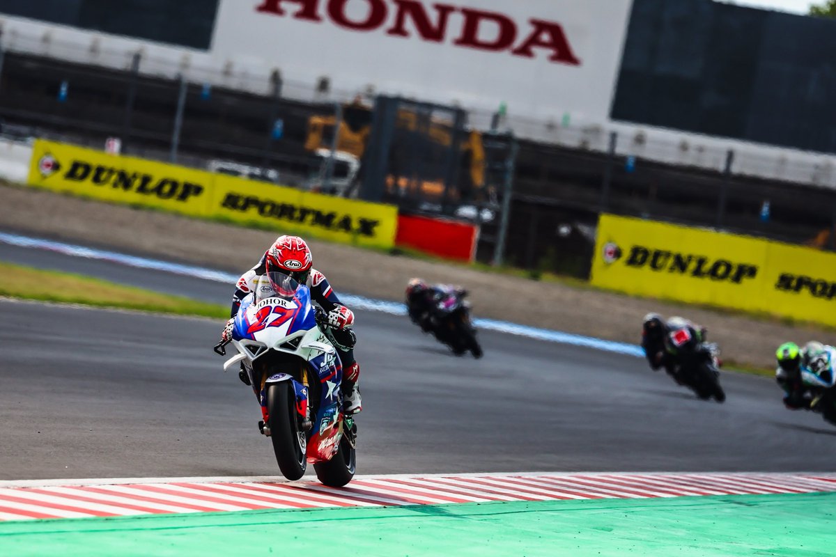 jdtracingteam's tweet photo. Flat out @27_andigilang 🔵🔴

📸 : @brotherphotography_kr 

#JDTRacingTeam https://t.co/dUiUpm6br6