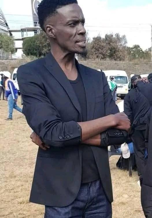 Ntate Makhasane tweet media