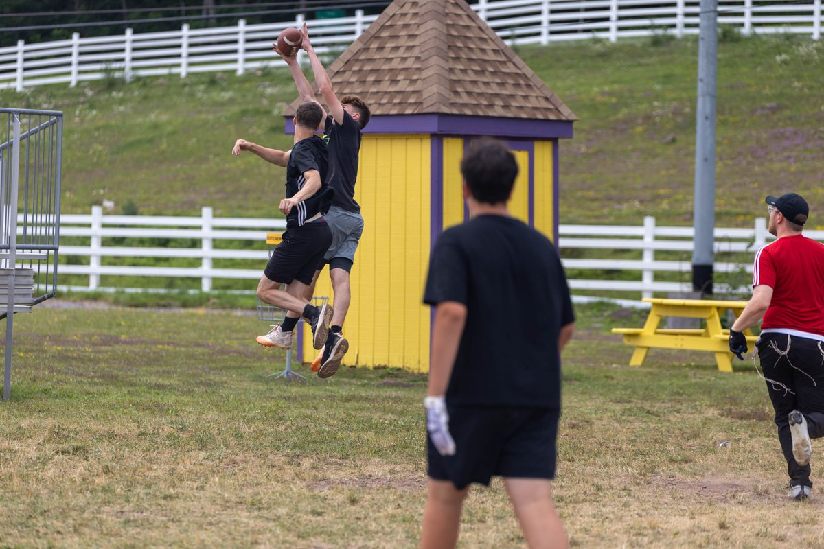 Kars4kids's tweet photo. 4 days. 

Right now, these fields are quiet.

No quarterbacks calling audibles.

No receivers yelling, "I'm open!"

No arguments about whether that catch was in bounds.

No game-winning passes.

Just 4 more days. ⏱️

Then football is back at TheZone. 🏈

#TheZone2026 #4DaysToGo https://t.co/xtP3inxtVS