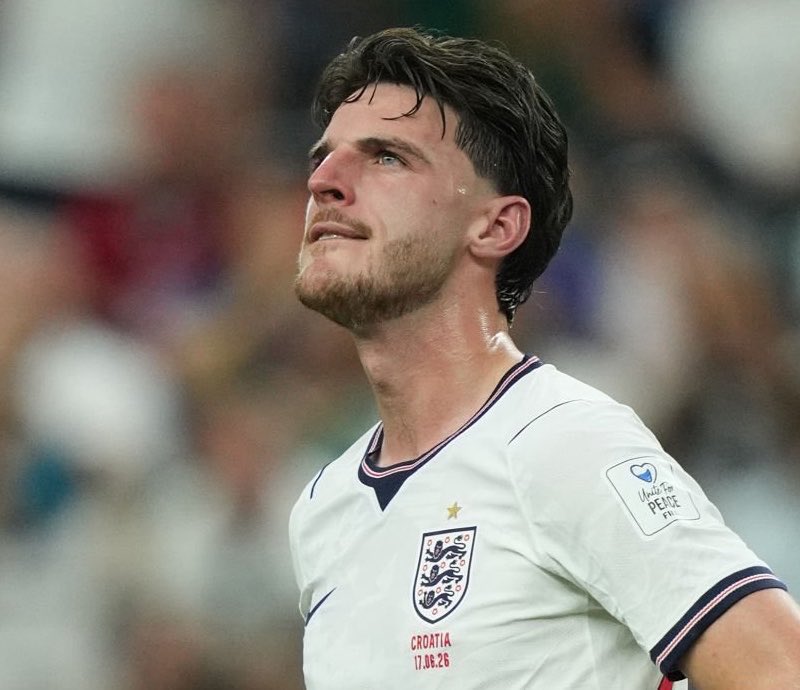 IDGoonerscom's tweet photo. Semoga beneran baik-baik aja. 

Declan Rice tentang kebugarannya setelah pertandingan Inggris vs Kroasia: “Semuanya baik-baik saja, sangat baik. Hanya saja, mungkin ini yang saya alami di paruh kedua musim, sedikit nyeri saraf di sana-sini, tapi saya baik-baik saja. Semuanya baik-baik saja, hanya tindakan pencegahan dan saya akan kembali bermain melawan Ghana.” (Via ITV)