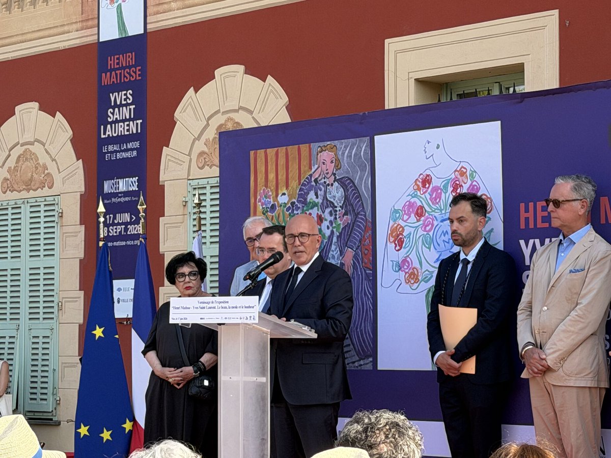explorenca's tweet photo. 🎨 [VERNISSAGE – MUSÉE MATISSE]

Hier, le Musée Matisse a inauguré son exposition estivale « Henri Matisse – Yves Saint Laurent. Le beau, la mode et le bonheur », un rendez-vous culturel majeur qui met en dialogue deux figures emblématiques du XXe siècle.

Le vernissage s’est tenu en présence de nombreuses personnalités, dont @eciotti , Maire de #Nice06, ainsi que Madison Cox, présidente de la Fondation Pierre Bergé – Yves Saint Laurent, aux côtés des partenaires et de la famille Matisse.

À travers près de 160 œuvres, l’exposition explore les liens entre peinture, haute couture et 👗 mode, dans une rencontre entre l’intemporel et l’éphémère.

📍 À découvrir jusqu’au 28 septembre.
ℹ️https://t.co/KA4WPQtwdR

#ExploreNiceCotedAzur