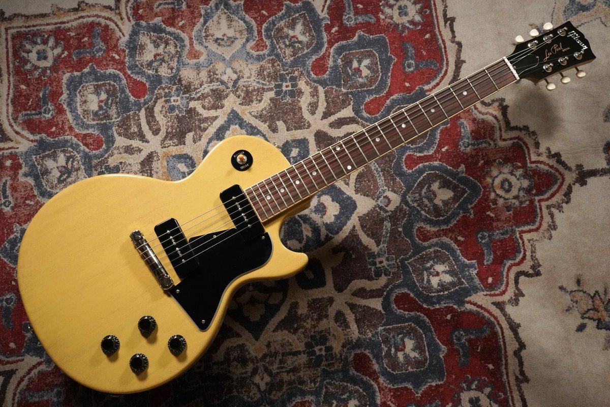 入荷情報】グロス仕上げの #Gibson #LesPaul Special TV Yellowが入荷