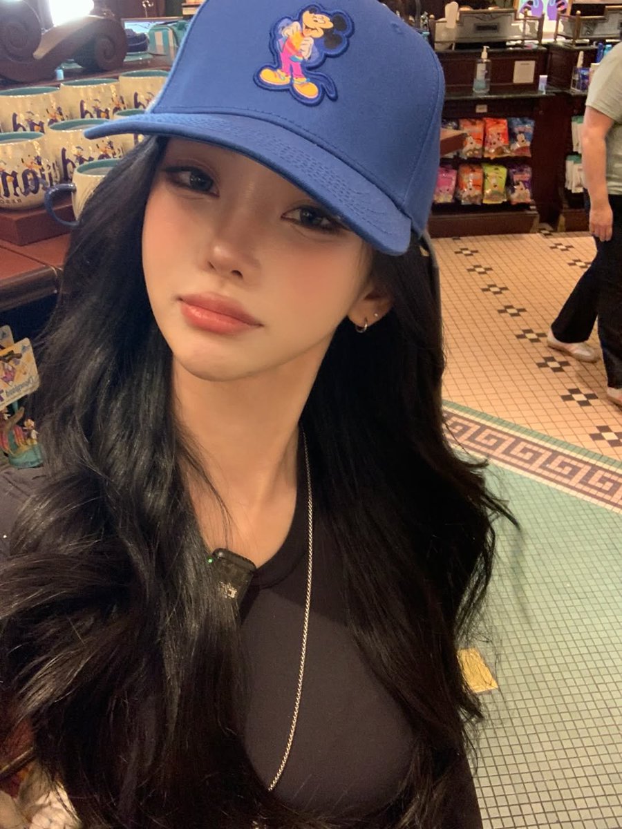 Taya🦋 tweet media