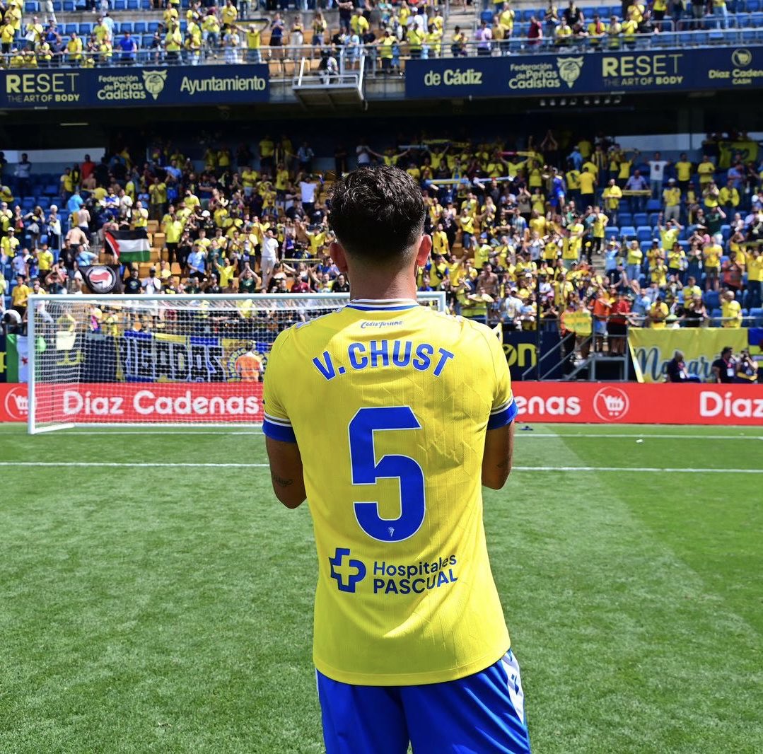 ChustVictor's tweet photo. Cádiz, hasta siempre. https://t.co/HxLt5KtBwF