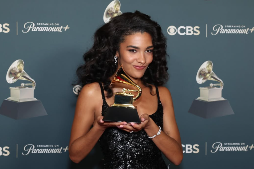 radio1029's tweet photo. Novas regras do Grammy incluem categorias inéditas e premiação a compositores;

As novas regras para o Grammy 2027 incluem a criação de cinco categorias inéditas e alterações nos critérios de elegibilidade de algumas disputas.

Leia mais: https://t.co/KJUGL5ZBwQ https://t.co/w9fDYAi416