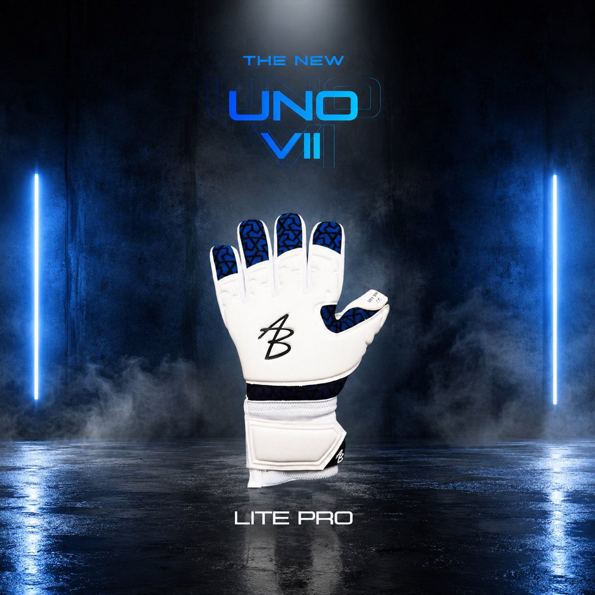 Ab1Gk's tweet photo. Our slick classic UNO VII LITE PRO! A lovely negative cut glove 🆎🧤
https://t.co/LruMW8tJ2e
#ab1 #gk #gloves #top #classic https://t.co/xdzQzXAH9A