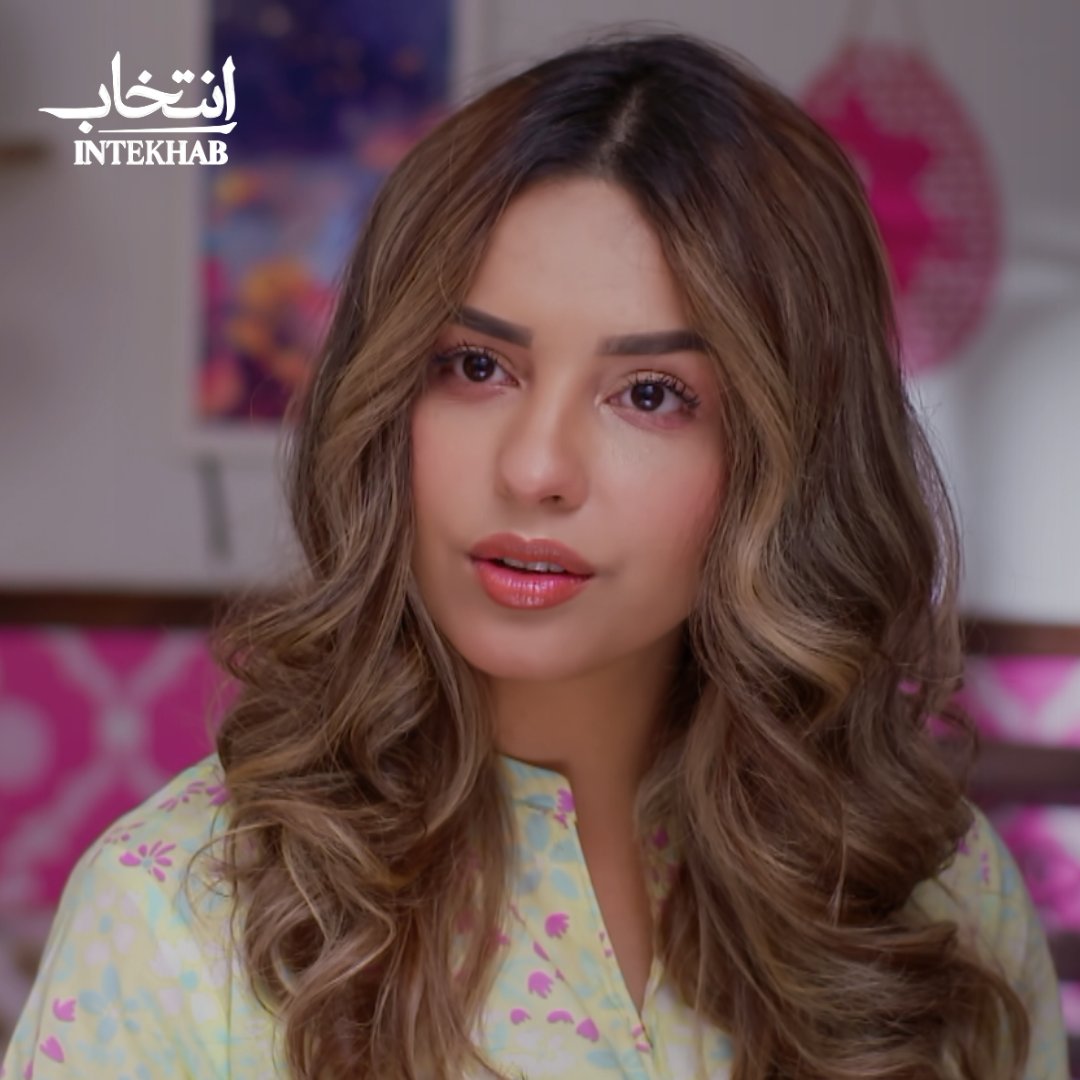 Greentvpakistan's tweet photo. Sometimes the hardest intekhab isn't between right and wrong... it's between your heart and Mind.
If you were #Mohni , what would you choose?
#Intekhab #GreenTV #GreenEntertainment #SukainaKhan #FahadSheikh https://t.co/HWwqc9TOwB