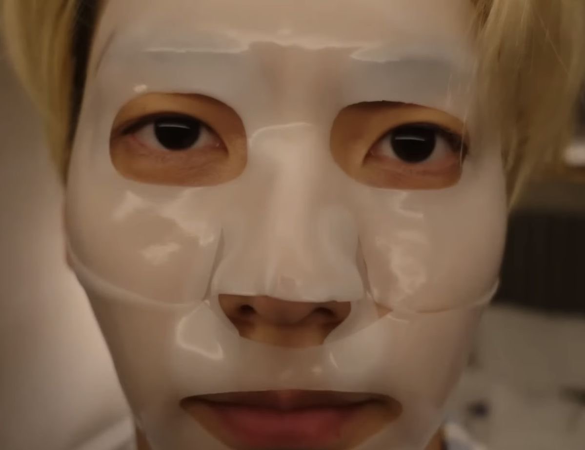 twelve05cm's tweet photo. when skincare is life 😌 https://t.co/OYUKergSDl