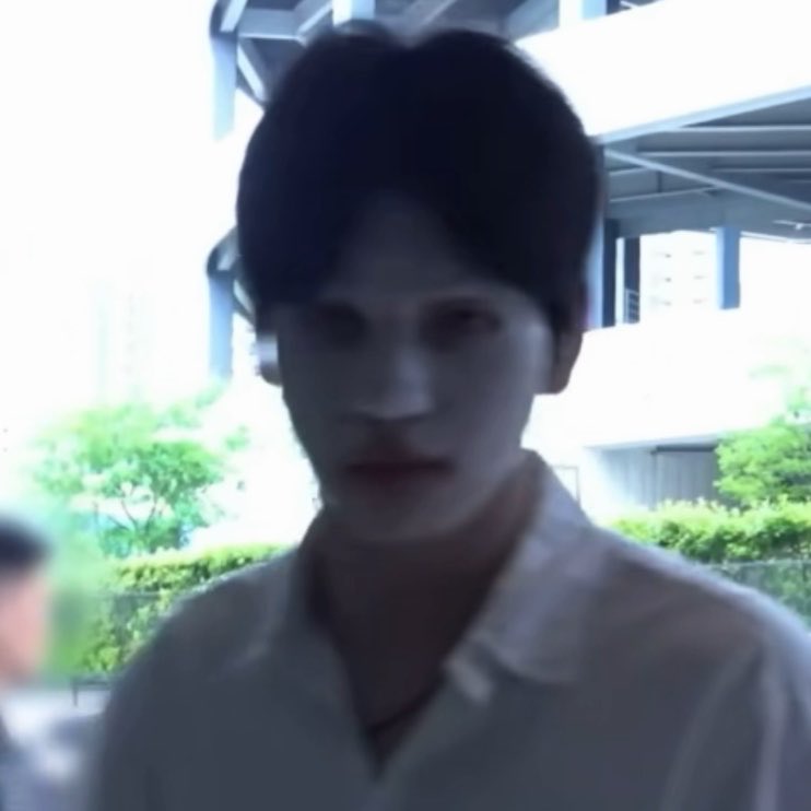 twelve05cm's tweet photo. when skincare is life 😌 https://t.co/OYUKergSDl