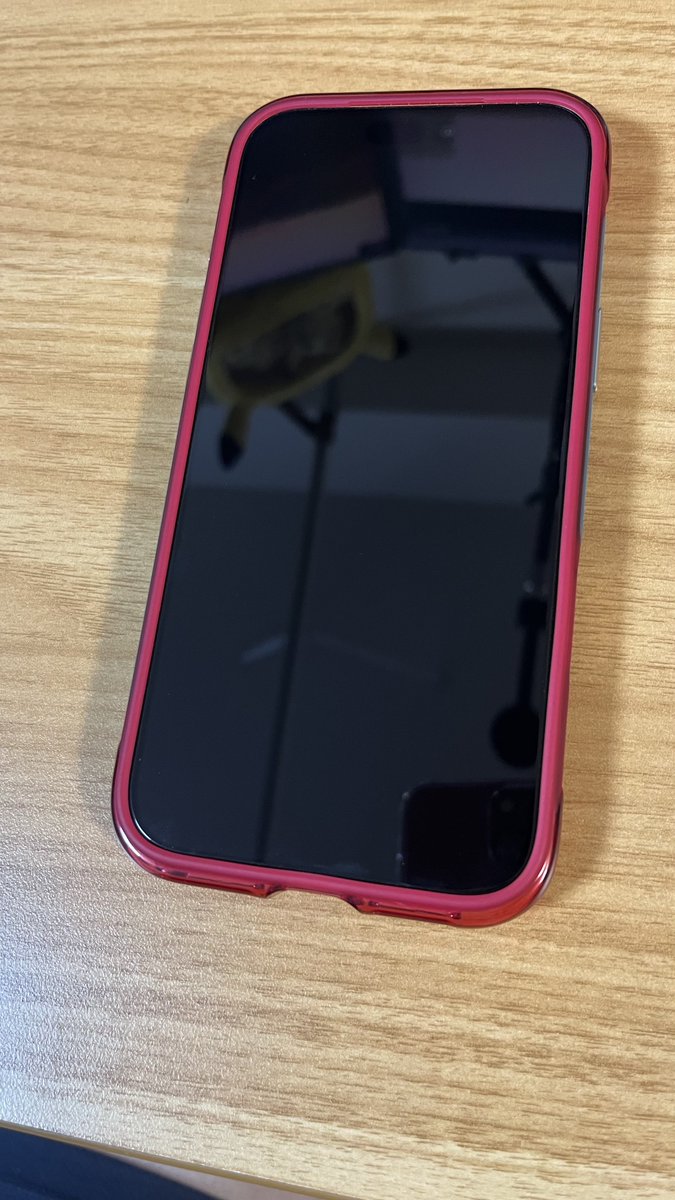 ranchannelnel's tweet photo. TORRAS ポルトガル iPhone 17 Pro Max 用 ケース【米軍 MIL規格 】Ostand Q3 Air

・ポルトガル仕様でかっこいい
・スタンドで縦、横どちらでも立てられる
・上下のエアバッグでiPhoneを守る
・もちろんMagSafe対応
・両サイドは滑りにくい素材

iPhoneを見る度にポルトガルをおもい出せる！

#PR https://t.co/orPzCvnDN6