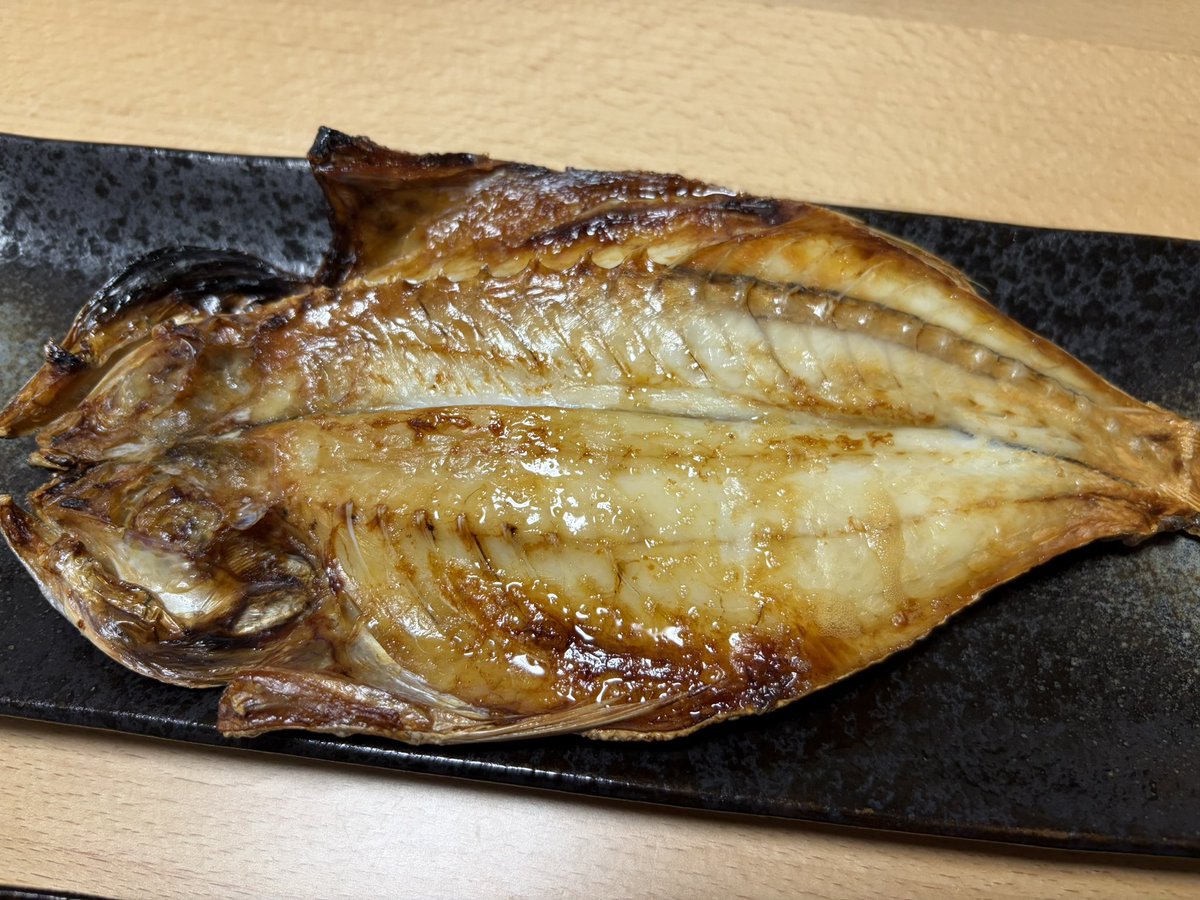 ichiofishing's tweet photo. ヒメダイの干物
脂あってこれもまた美味い😋 https://t.co/0Uxc4neOpO