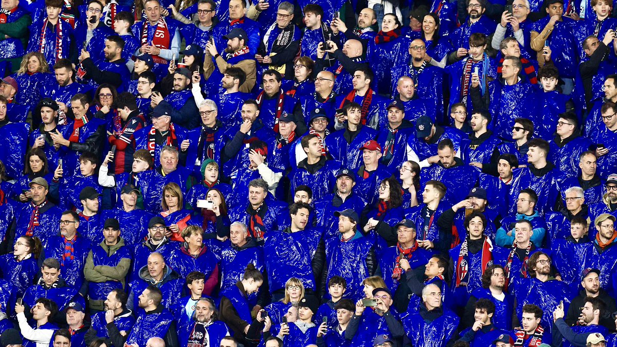 Bolognafc1909's tweet photo. ❤️💙
💙❤️

#WeAreOne https://t.co/tHasOLHZPO