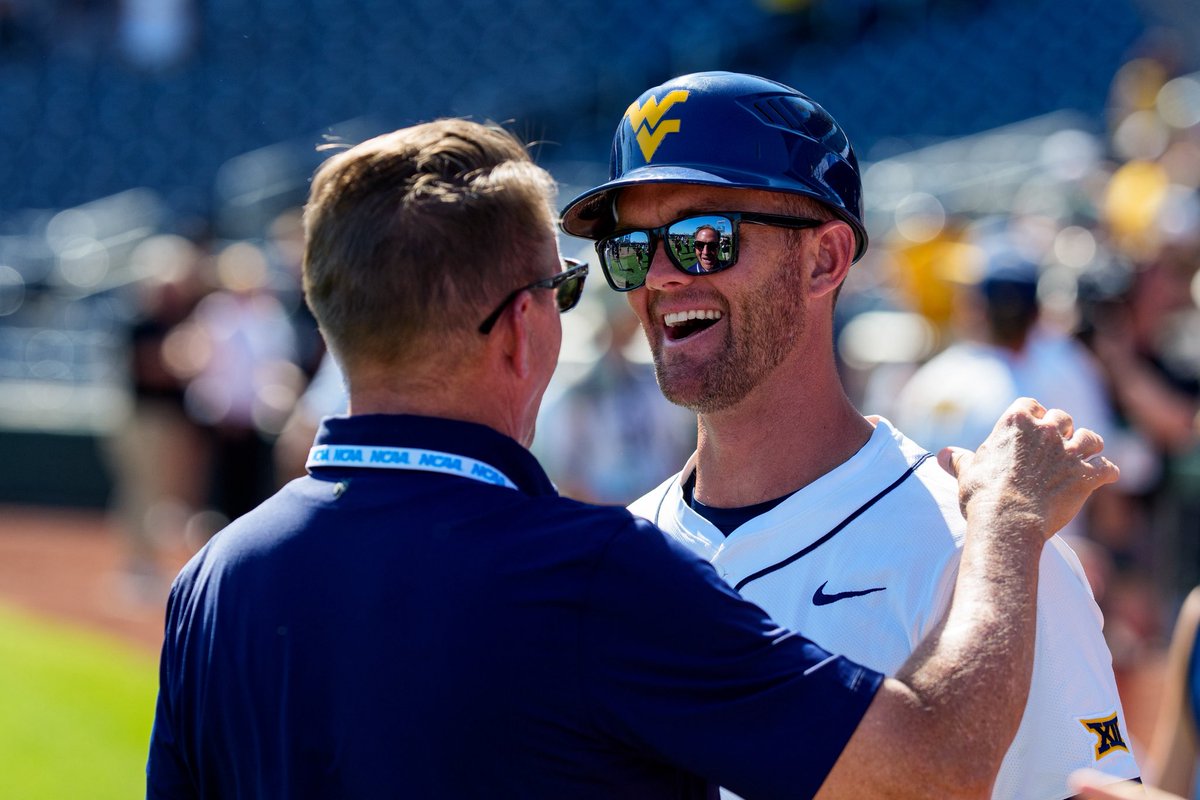 michaeltbenson's tweet photo. Leader of men &amp; coach of our program @WVUBaseball 

So grateful @stevesabins is a Mountaineer https://t.co/SB1Dbazde3