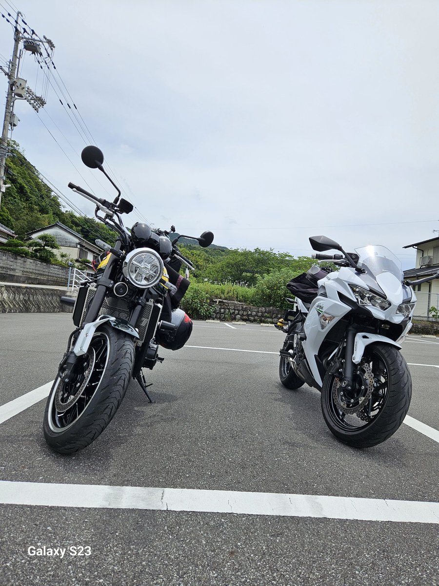 AMYY47668968's tweet photo. やっと行けました（笑）
伊尾木洞
一音灯
朝は寒かったけど昼間はメッシュでも暑かった🤣
おつかれさまでした
#伊尾木洞窟
#一音灯
#布施が坂 https://t.co/Aj4xocxLqI