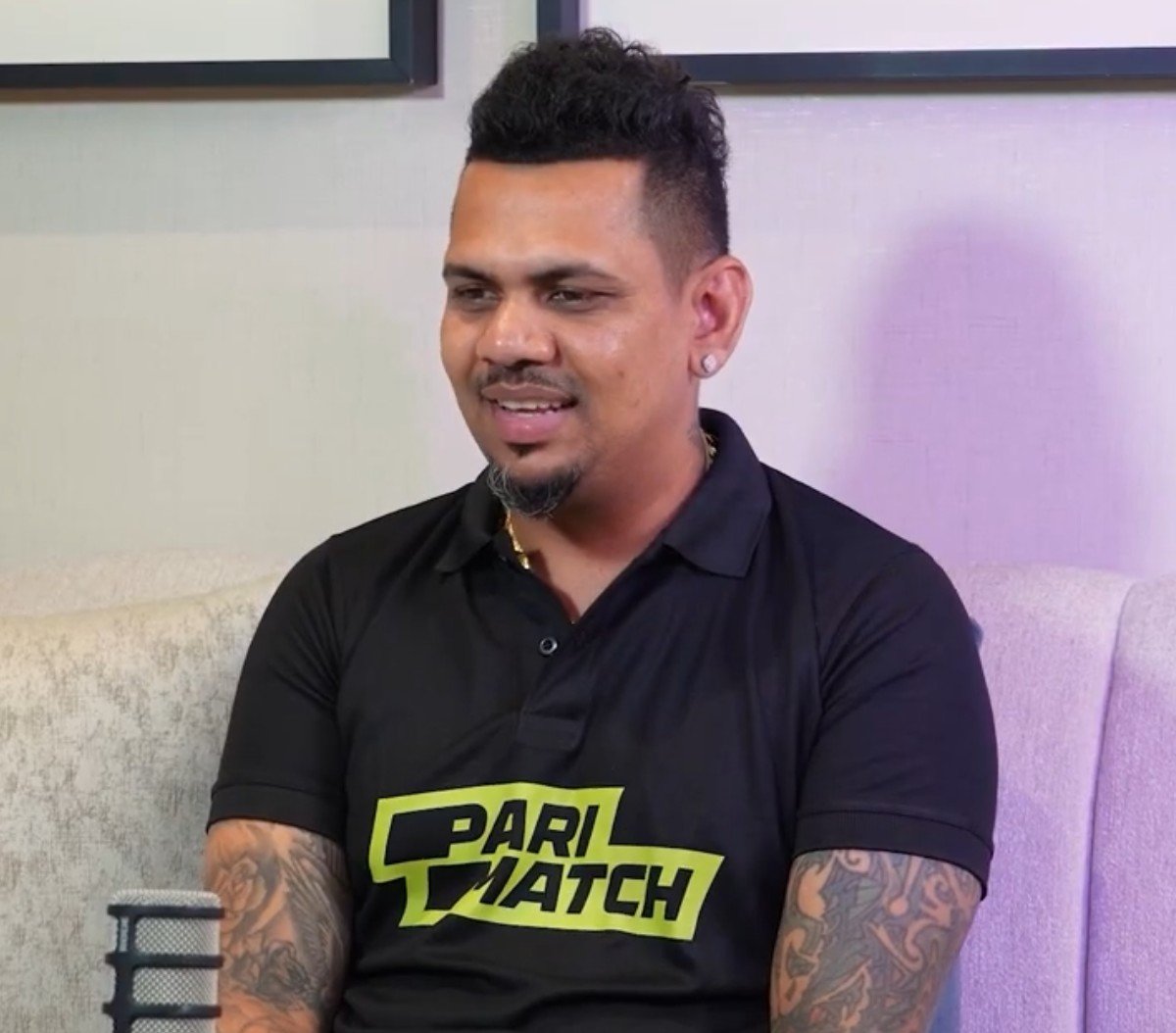 worshipVK's tweet photo. Sunil narine revealed the story behind his iconic laugh with Kohli 🚨

"He took run up to bowl the first over and told me to take strike. He wanted to get me out himself. I was walking to the strikers end and he said "If I get you out, you'll have to smile after every boundary I concede in the 2nd innings.

I couldn't stop laughing after that. I told him that if I score a fifty, he will have to hand over his orange cap to me. I rarely laugh but with him everything is chilled and fun."

The fact that he didn't smile in the whole podcast and smiled only while discussing this part 😂🙏