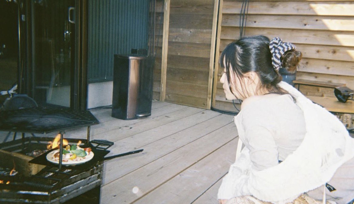 mnzu_x's tweet photo. 彼氏目線が多すぎてありがとう…🥹
3枚目のコハル特にやばい💓
 #HANA  #HONEYcam https://t.co/aeQHQgay5f