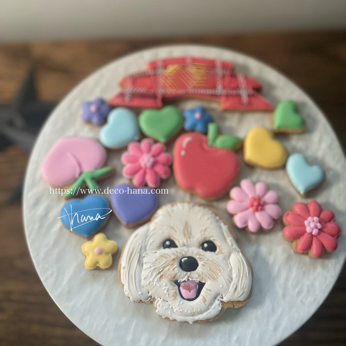 DecoHana's tweet photo. クッキーに絵を描く専門店🍪

#icingcookies https://t.co/mnkDa1fME1