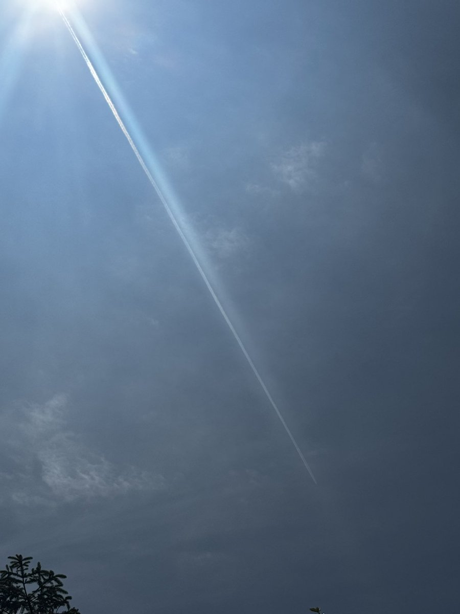iam_nicklas's tweet photo. STOP ⚠️ 🛑 ✋🏼 Masonic Satanic Geoengineering Stardust Stratospheric Aerosol Injection (SAI) https://t.co/6GkDkvNoWY
