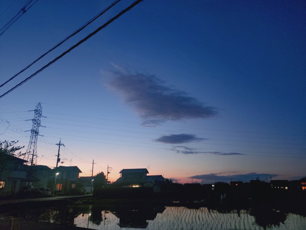 a____chan1219's tweet photo. 綺麗な夕焼け📸 https://t.co/J1TfVJsQkO