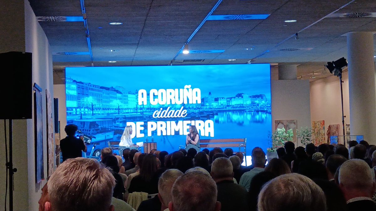 Pocomaco_'s tweet photo. Este miércoles 17 de junio, Inés Rey nos invitó, como a otras instituciones, a la presentación de su gestión municipal. #POCOMACO forma parte de #acoruña así que asistimos para tener información de primera mano sobre asuntos municipales que también son de nuestro interés. https://t.co/xzEfMUSTOx