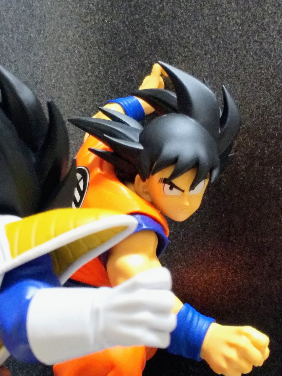 jun84355595's tweet photo. 本日のフィギュア開封

ドラゴンボールZ
MATCH MAKERS
孫悟空VSベジータ

初対戦時の悟空とベジータ！
懐かしくて、胸が熱くなりますね！
同じ気持ちの方も多いハズ🤭

個人的にはベジータがかなり良い！😆 https://t.co/tD3s2VVd4U
