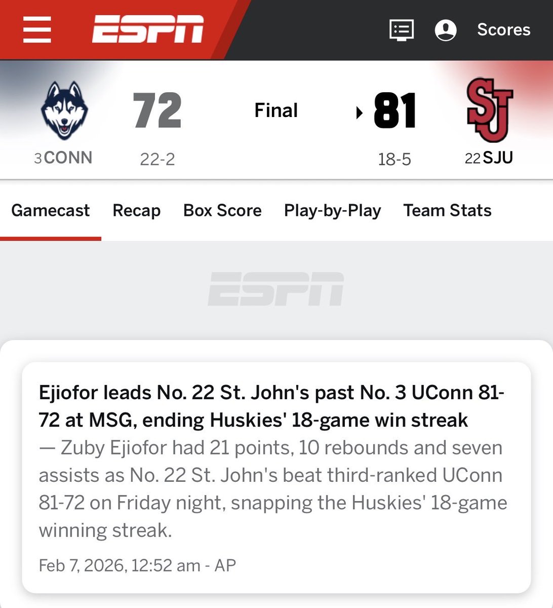 StJohnsShirtGuy's tweet photo. @CJ_Dexter_ @UConnMBB Glad you got one of the last 5. Too bad you couldn’t get passed Creighton in the BET Semis or we could have had 3 match ups each year https://t.co/V5B7LgiIMo
