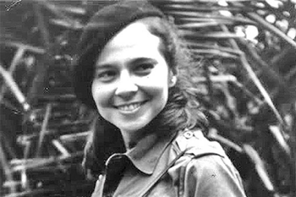 MinturCuba's tweet photo. El 18 de junio de 2007, en La Habana, murió Vilma Espín Guillois, heroína de la Revolución y presidenta fundadora de la Federación de Mujeres Cubanas. Su vida de entrega y lucha por la emancipación de la mujer la convirtió en símbolo eterno.

#CubaViveEnSuHistoria https://t.co/eTTERTXGXV