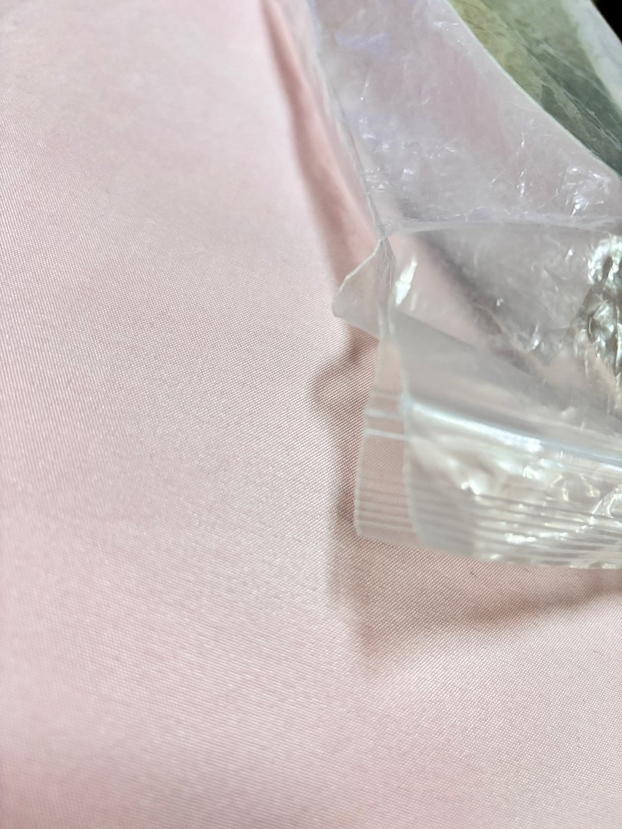 rjfopan's tweet photo. #트인덕장터

1. 블루메 힐리앤 골든데이 L 가발 - 택포 15,000원

사진과 같이 지퍼백에 사용감이 있습니다.

가발 상태는 양호합니다.

오픈톡 주세요! https://t.co/NqzLyrojYo