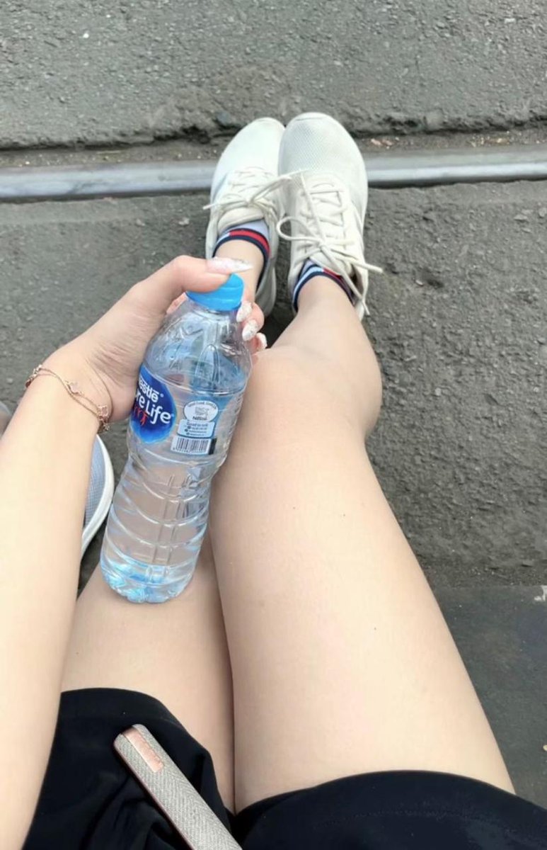 AlterKalcer's tweet photo. F2x jakut.
lagi nyari mutual yang suka olahraga tipis-tipis, jogging sore atau morning walk juga gas.
leave a trace ya guys. https://t.co/DwPQnEJYXM