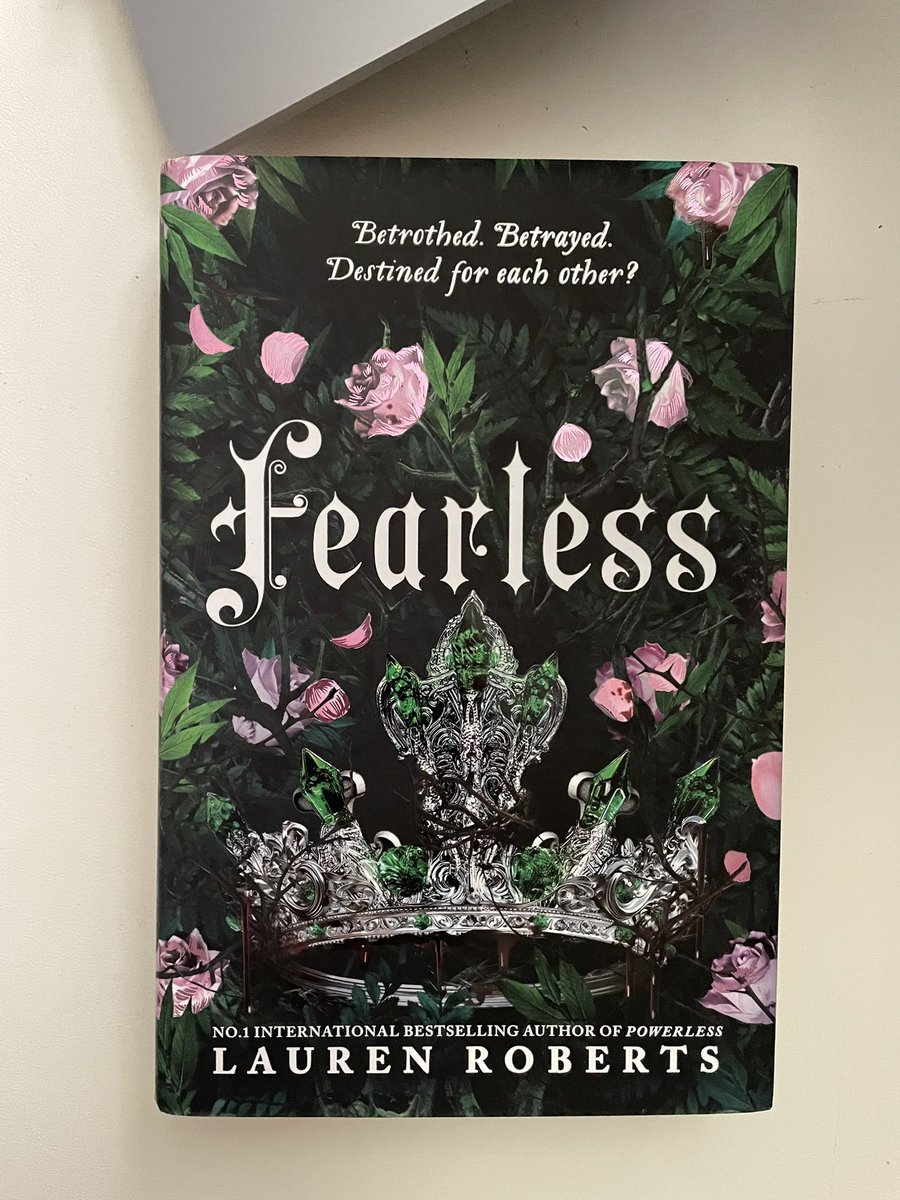 _yjhchives's tweet photo. ۫  🪸 wts lfb books ph ⋆ help rt .ᐟ 

» powerless uk hardbound trilogy bundle 🌳
— 지불 ⁝ ₱1,750 set ‼️
ɞ payo / june 25 dop w 50% nrdp
𓈃 onhand, x sensi ﹒𓏴𓏴
ʬ . 🆓 pf !! 8 books included :) ﾉ

ˑ 🕯️( rbyt ᯇ https://t.co/AO3EXMPxax )

⨳  ׁ  reply / dm to claim ! 🪷 https://t.co/CbqjigYHQ0