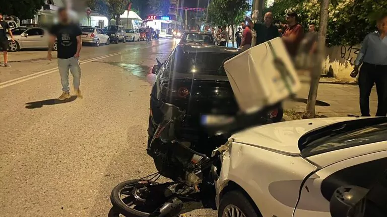eserethymnou's tweet photo. #antireport SOS Στην Καλαμάτα 20χρονος διανομέας τραυματίστηκε σοβαρά και νοσηλεύεται σε κρίσιμη κατάσταση στην ΜΕΘ του νοσοκομείου, μετά από σφοδρή σύγκρουση με ΙΧ την ώρα της δουλειάς.το Σωματείο Διανομέων Μεσσηνίας απευθύνουν έκκληση προς τους πολίτες για εθελοντική αιμοδοσία, https://t.co/i0745P3ICX