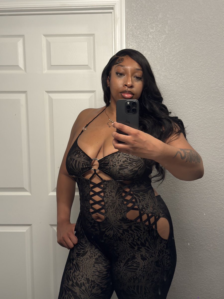 fineshitsejo's tweet photo. 🌚💋 https://t.co/FBCuDT23Im